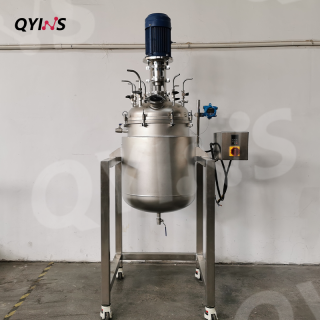 雙層不銹鋼夾套反應(yīng)釜1000L、2000L、5000L